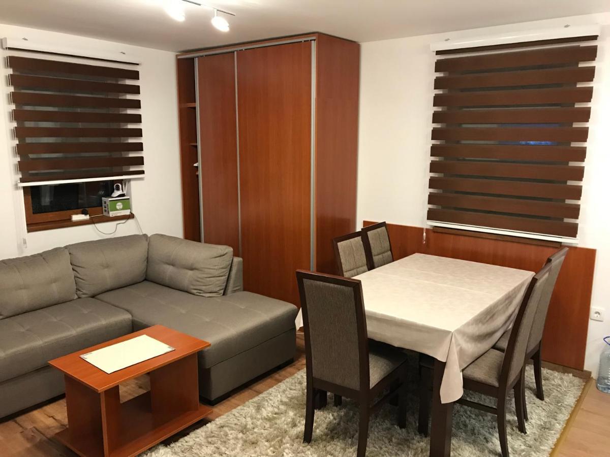 Apartman B3 U Vili Suri コパオニク エクステリア 写真